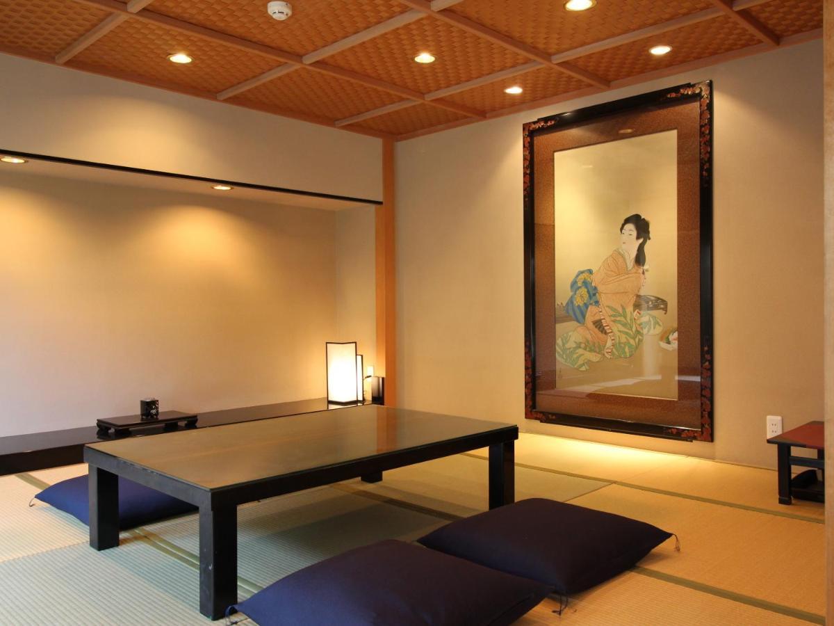 Suidobashi Grand Hotel Токио Екстериор снимка