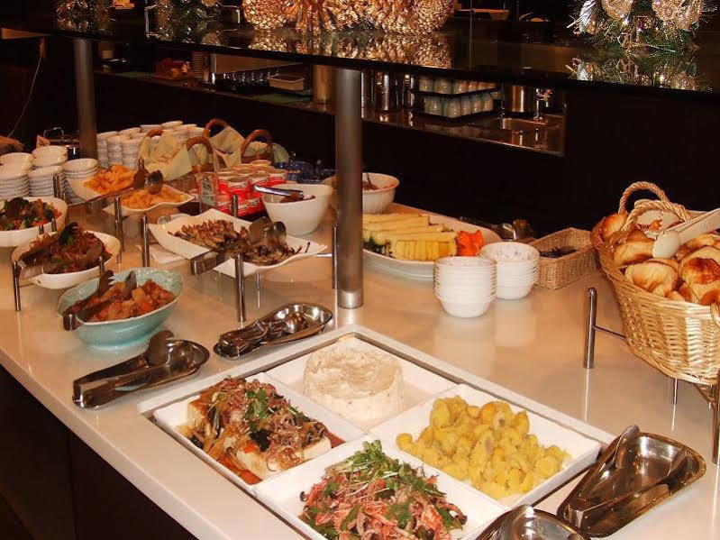 Suidobashi Grand Hotel Токио Екстериор снимка